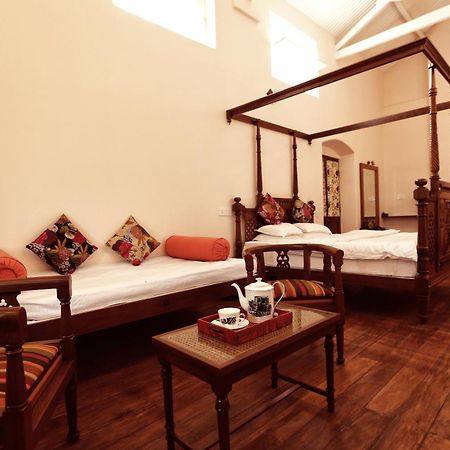 The Grange Hotel Уті Екстер'єр фото