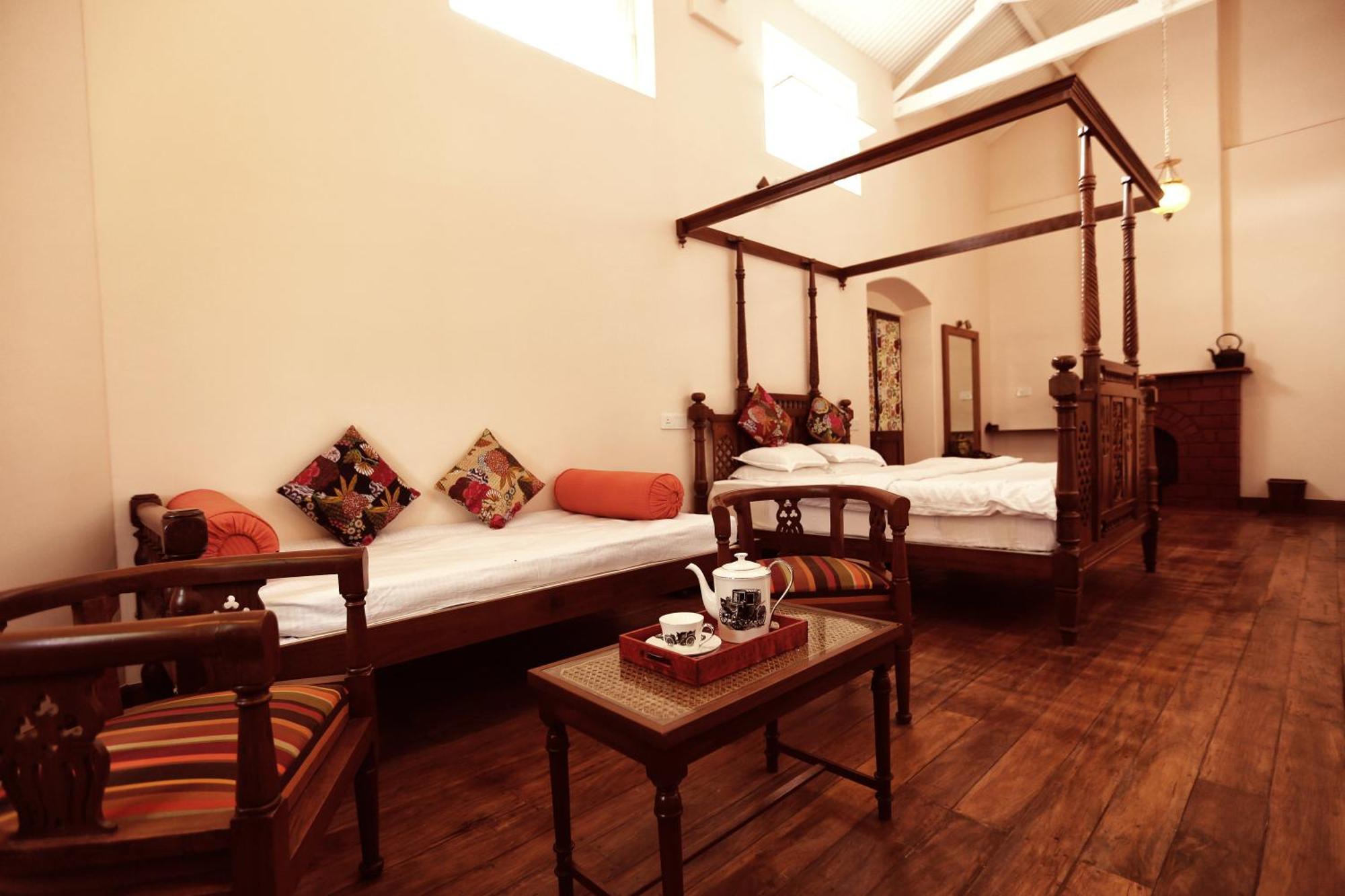 The Grange Hotel Уті Екстер'єр фото